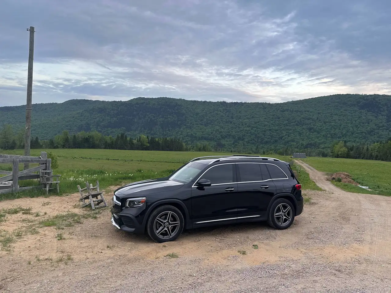 Mercedes-Benz GLB fotografie Mercedes-Benz GLB