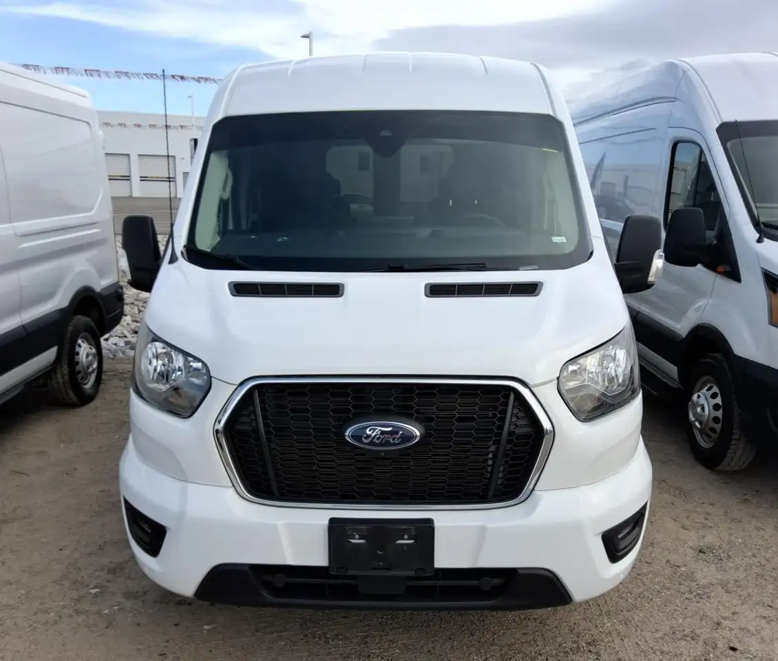 Ford Transit Passenger Wagon снимка Ford Transit Passenger Wagon