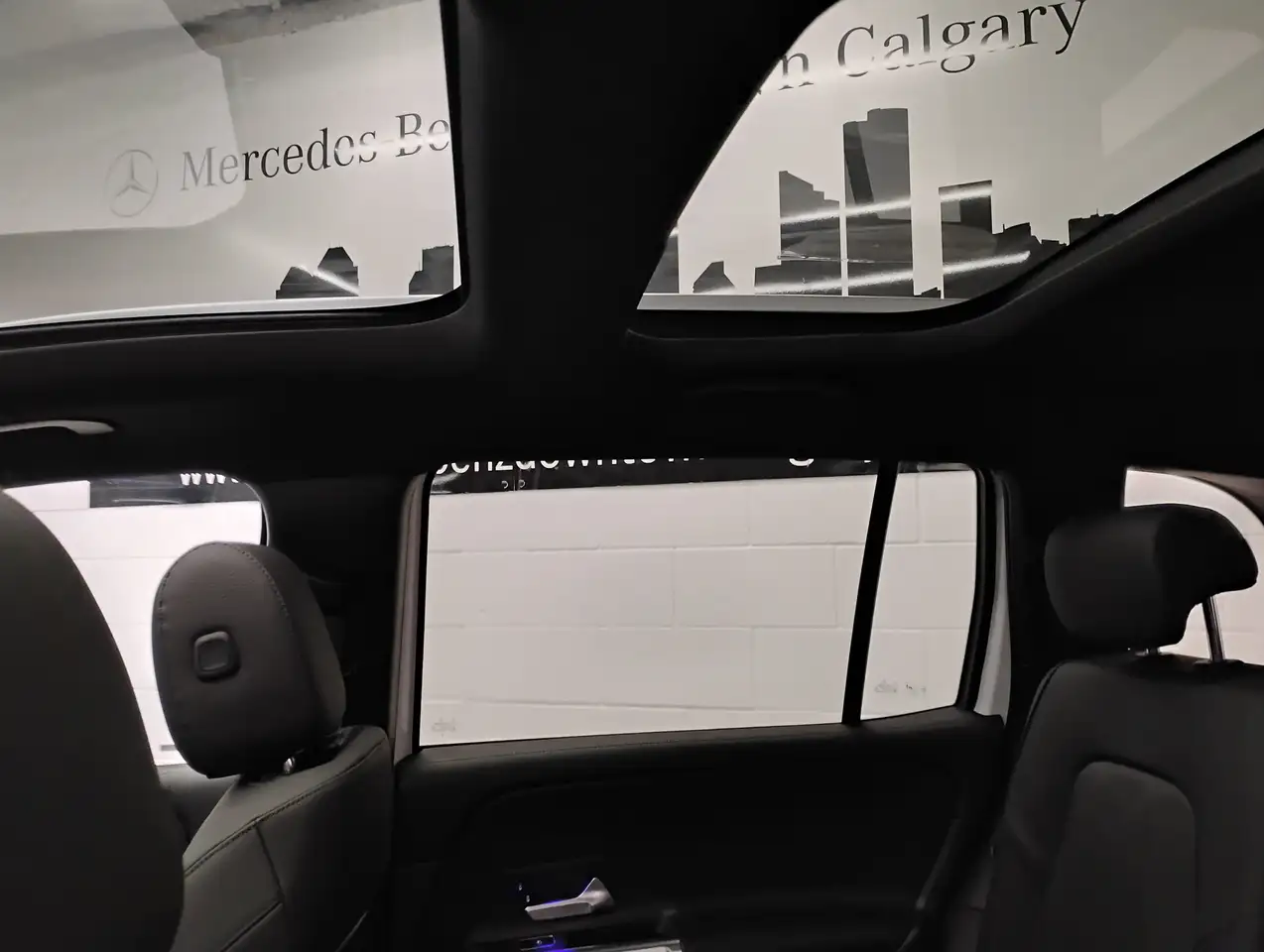 Mercedes-Benz GLB снимка Mercedes-Benz GLB