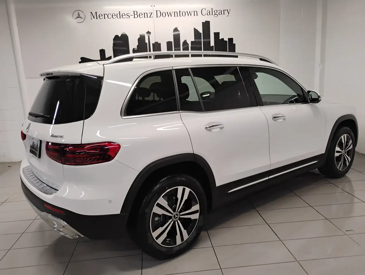 Mercedes-Benz GLB снимка Mercedes-Benz GLB