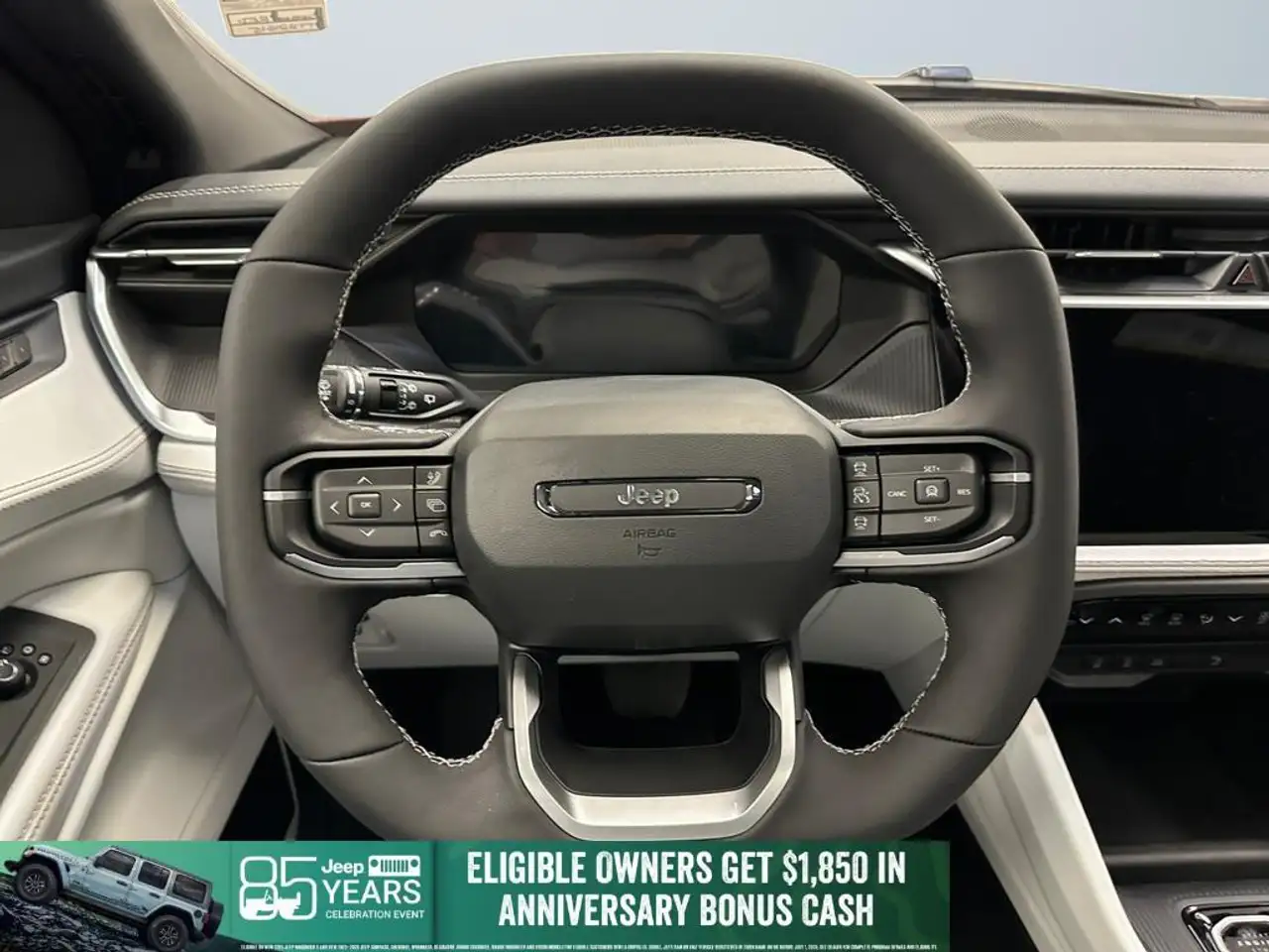 Jeep Cherokee снимка Jeep Cherokee