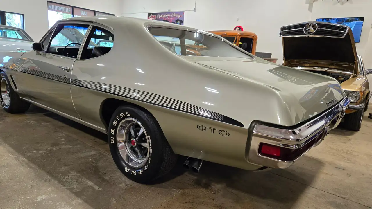 Pontiac GTO снимка Pontiac GTO