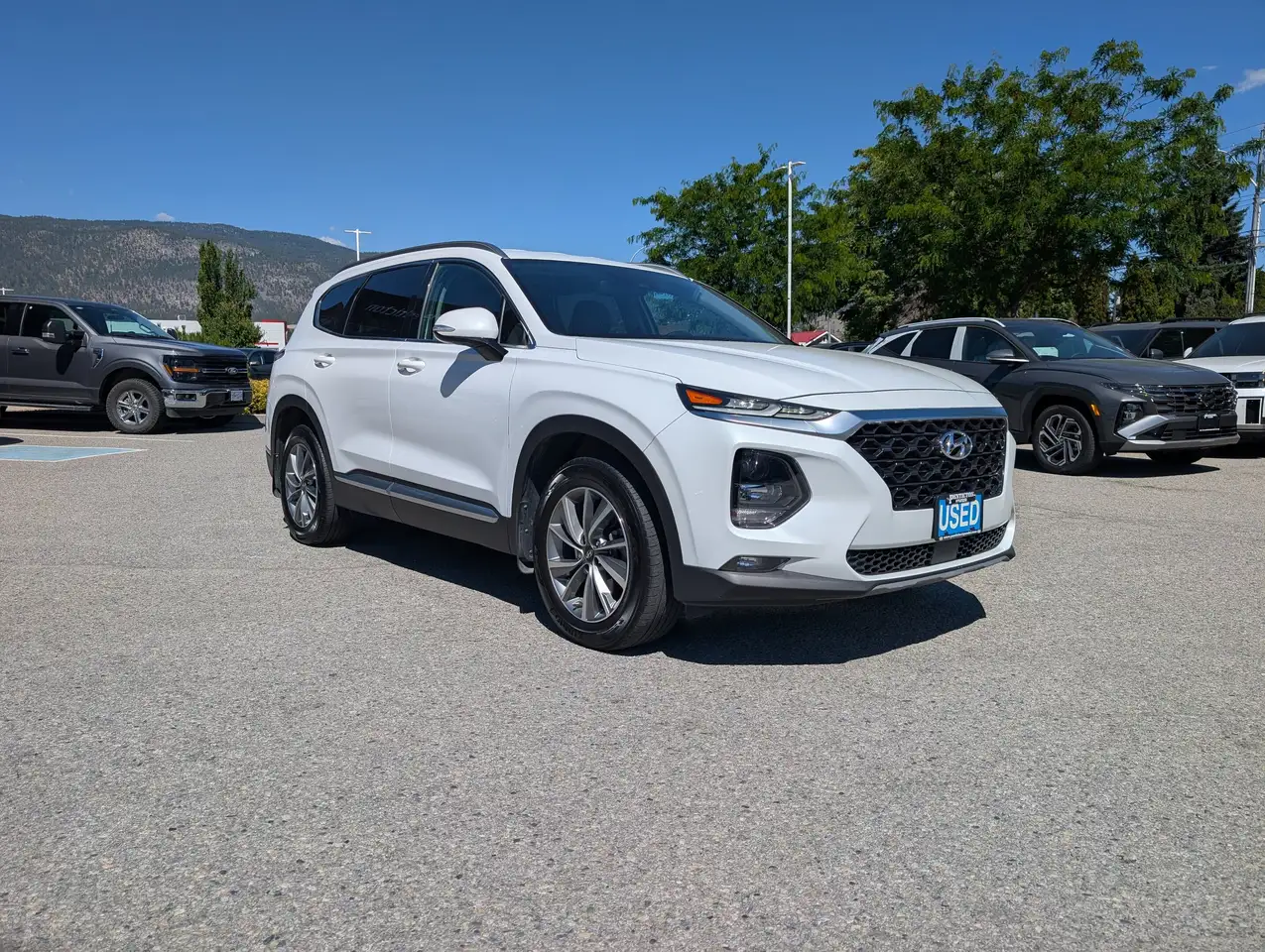 Hyundai SANTA FE photo Hyundai SANTA FE