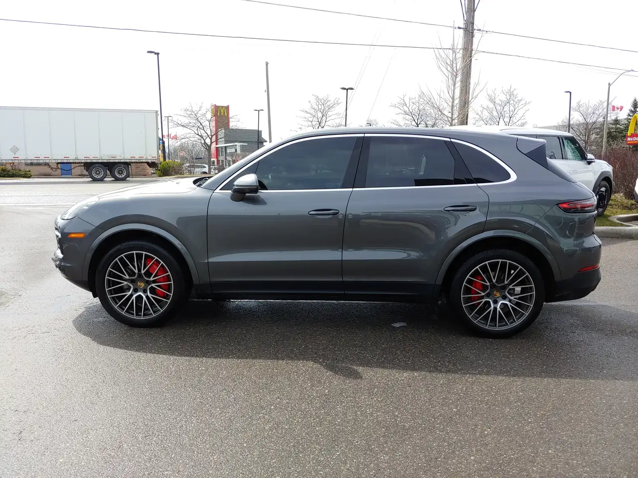Porsche Cayenne снимка Porsche Cayenne