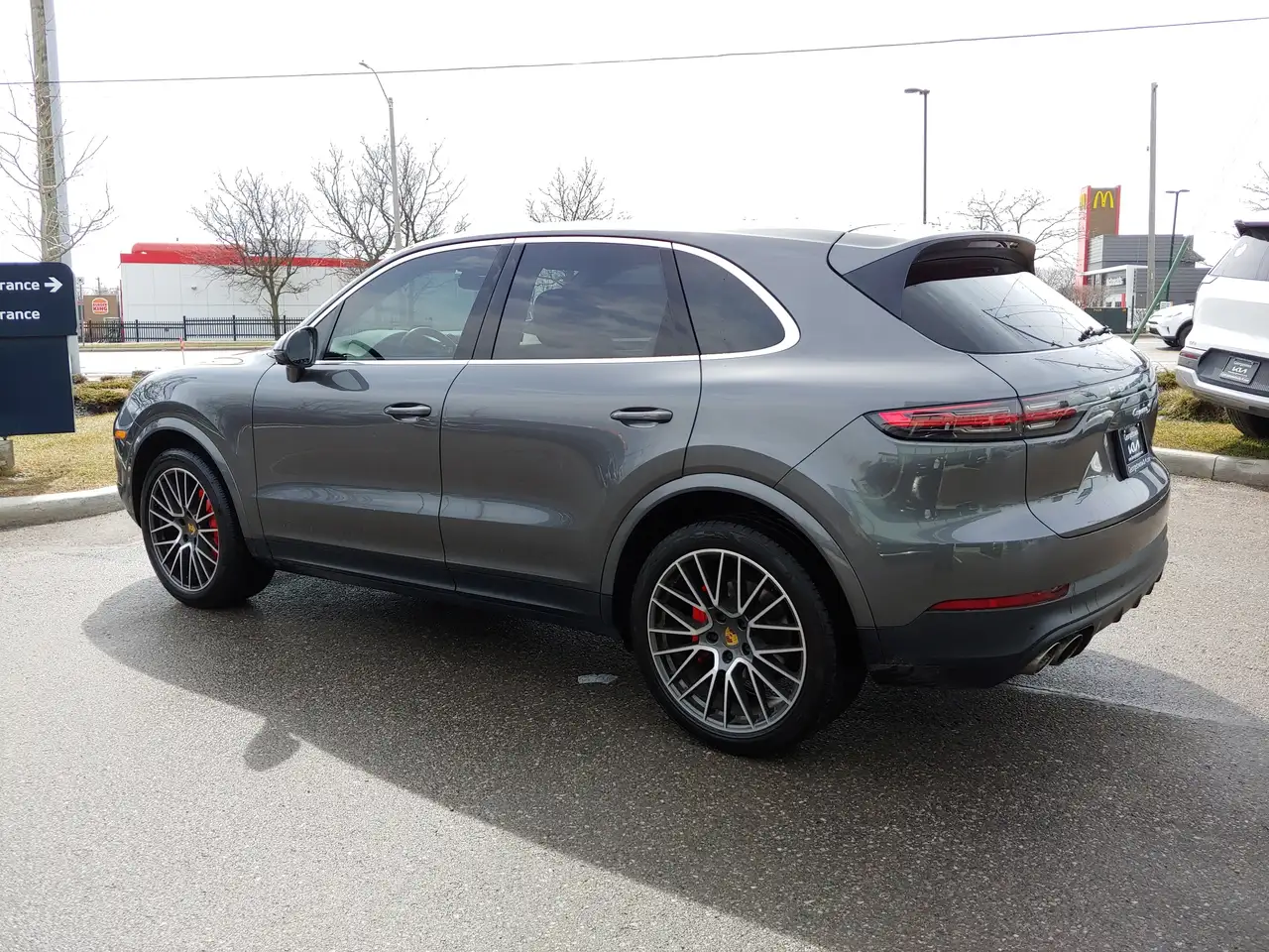 Porsche Cayenne снимка Porsche Cayenne