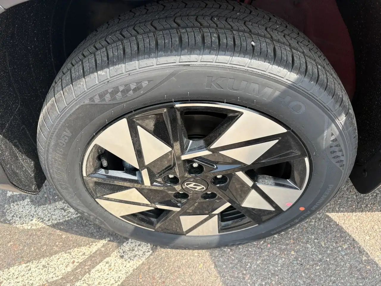 Hyundai KONA photo Hyundai KONA