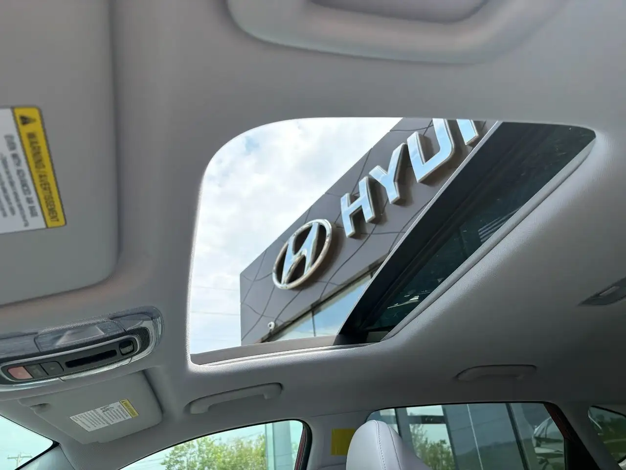 Hyundai KONA photo Hyundai KONA
