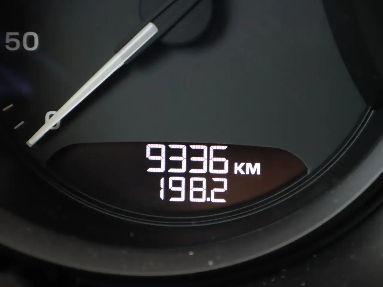 Porsche Macan photo Porsche Macan