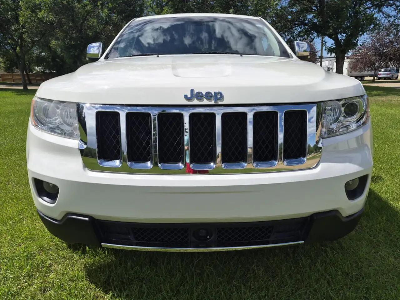 Jeep Grand Cherokee снимка Jeep Grand Cherokee