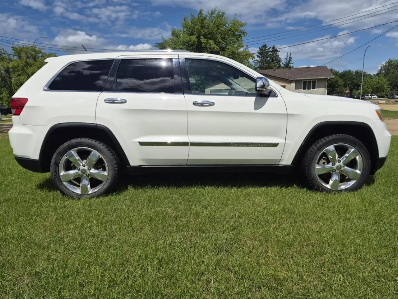 Jeep Grand Cherokee снимка Jeep Grand Cherokee
