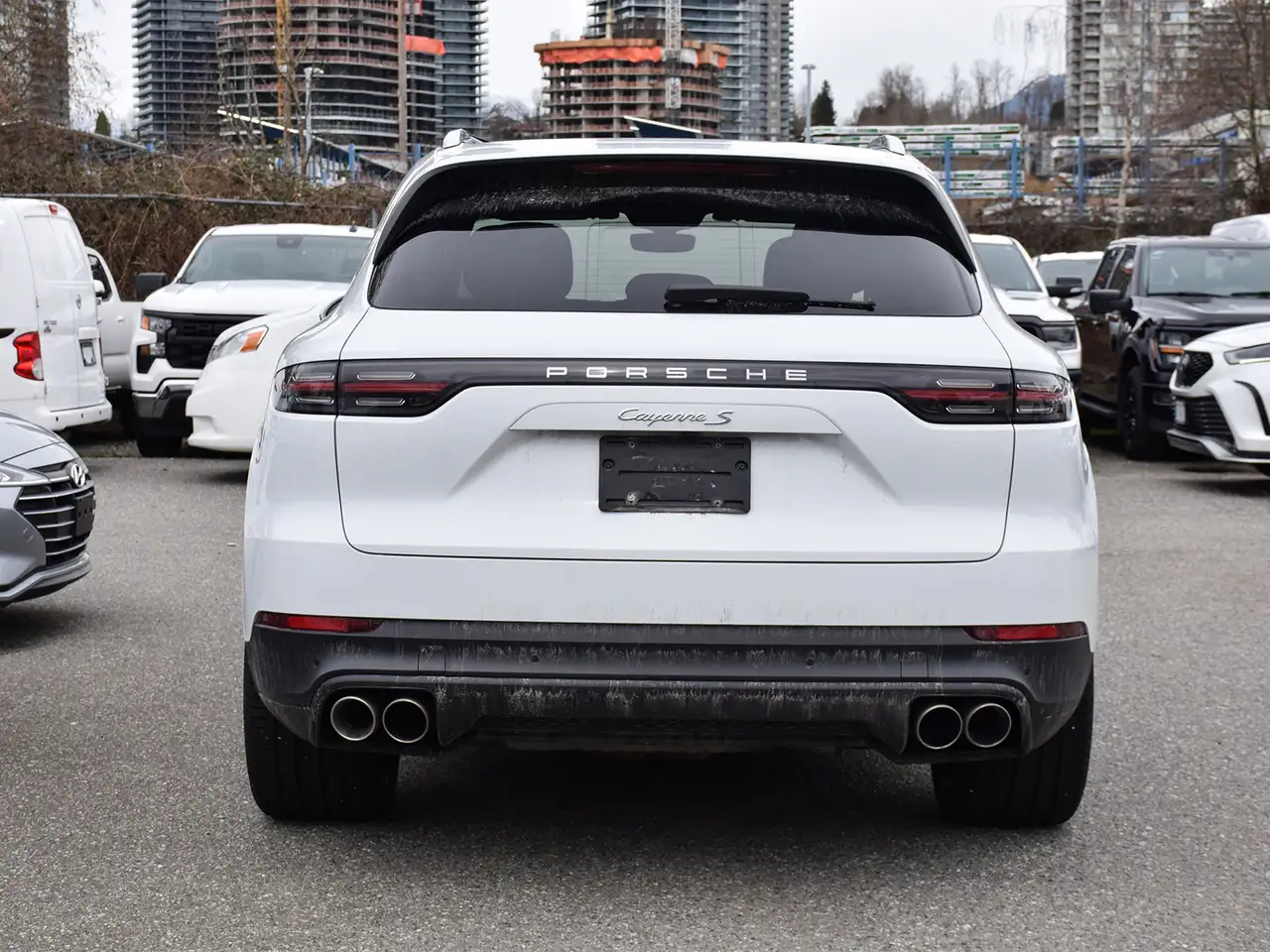 Porsche Cayenne снимка Porsche Cayenne