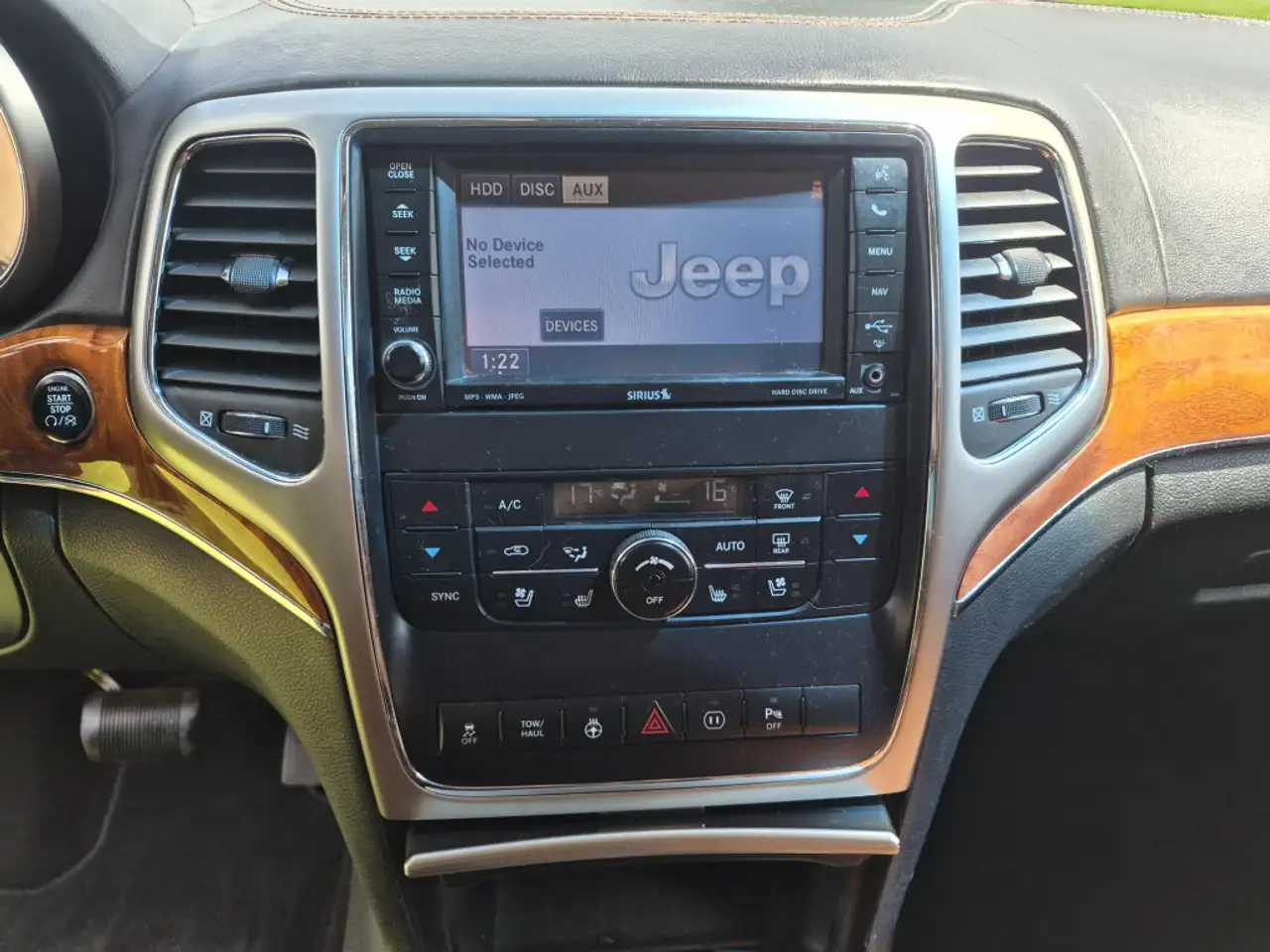 Jeep Grand Cherokee снимка Jeep Grand Cherokee