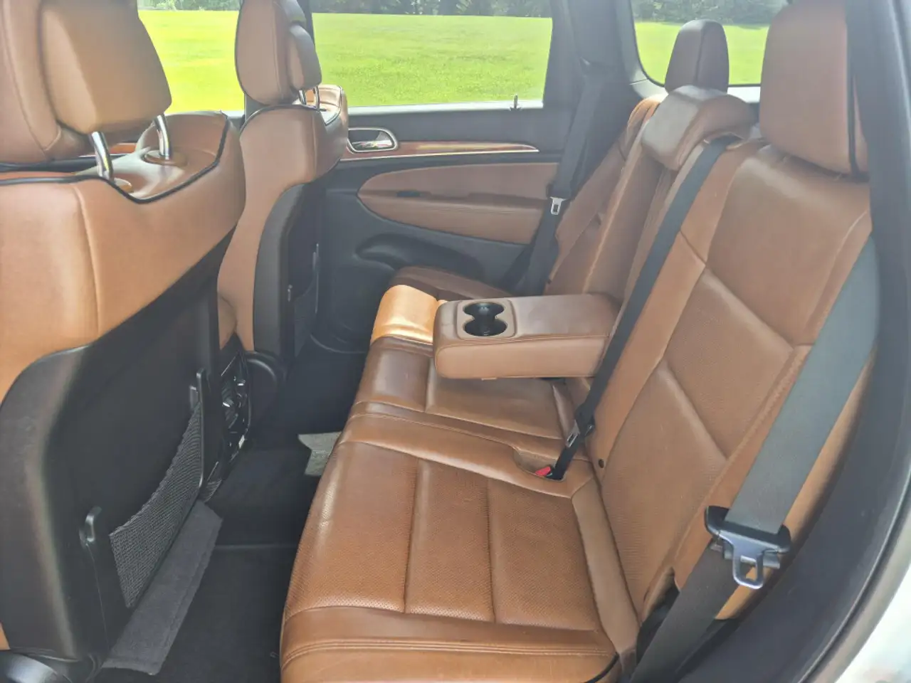 Jeep Grand Cherokee снимка Jeep Grand Cherokee
