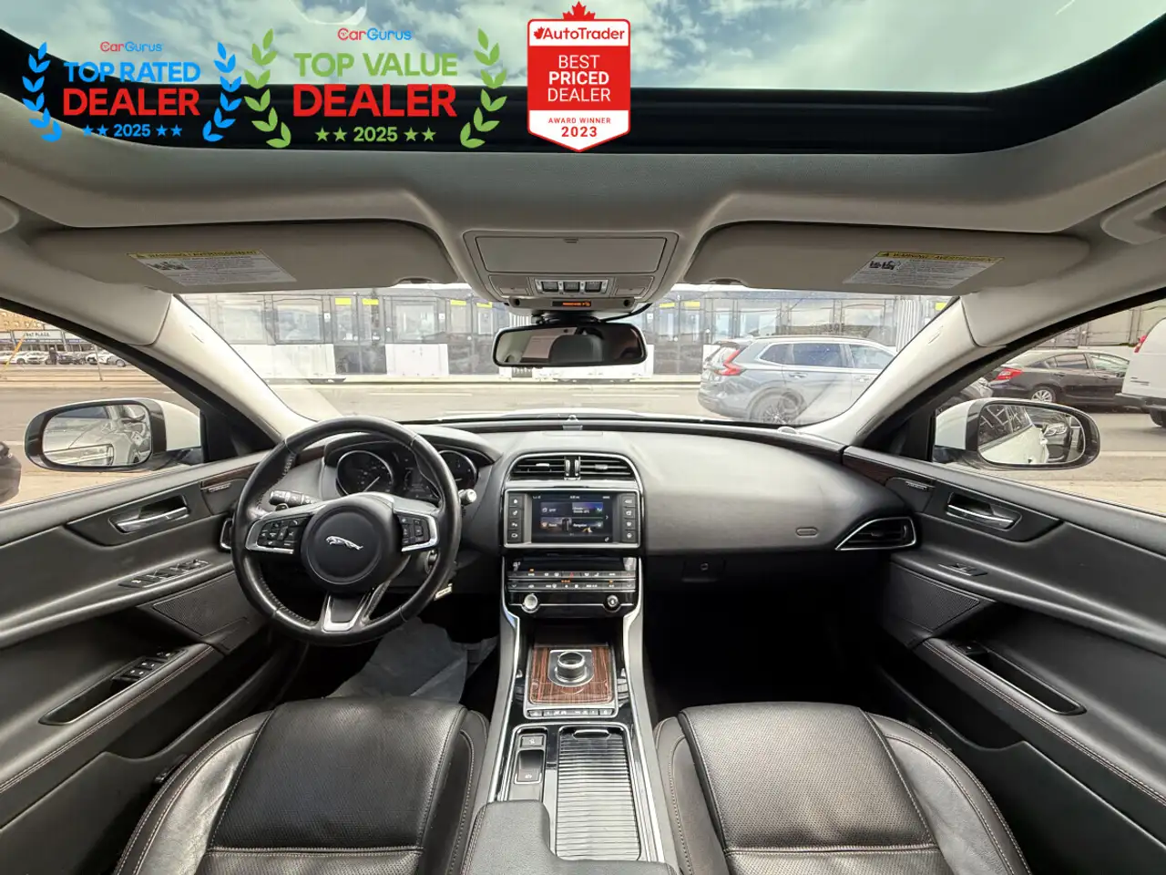 Jaguar XE fotografie Jaguar XE