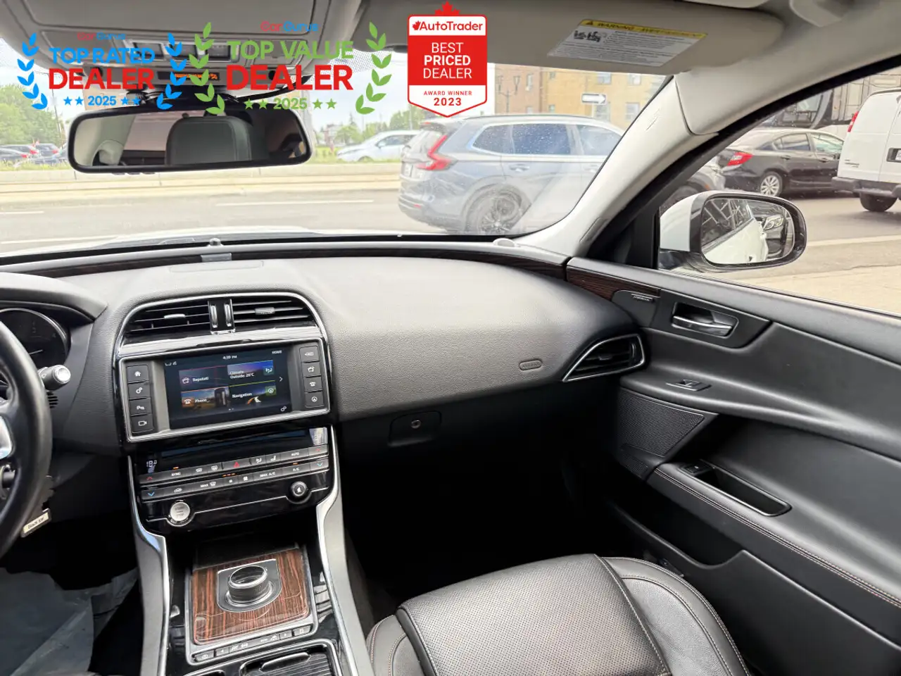 Jaguar XE fotografie Jaguar XE