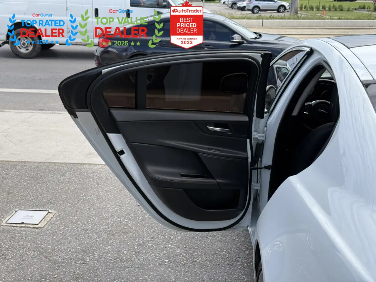 Jaguar XE fotografie Jaguar XE