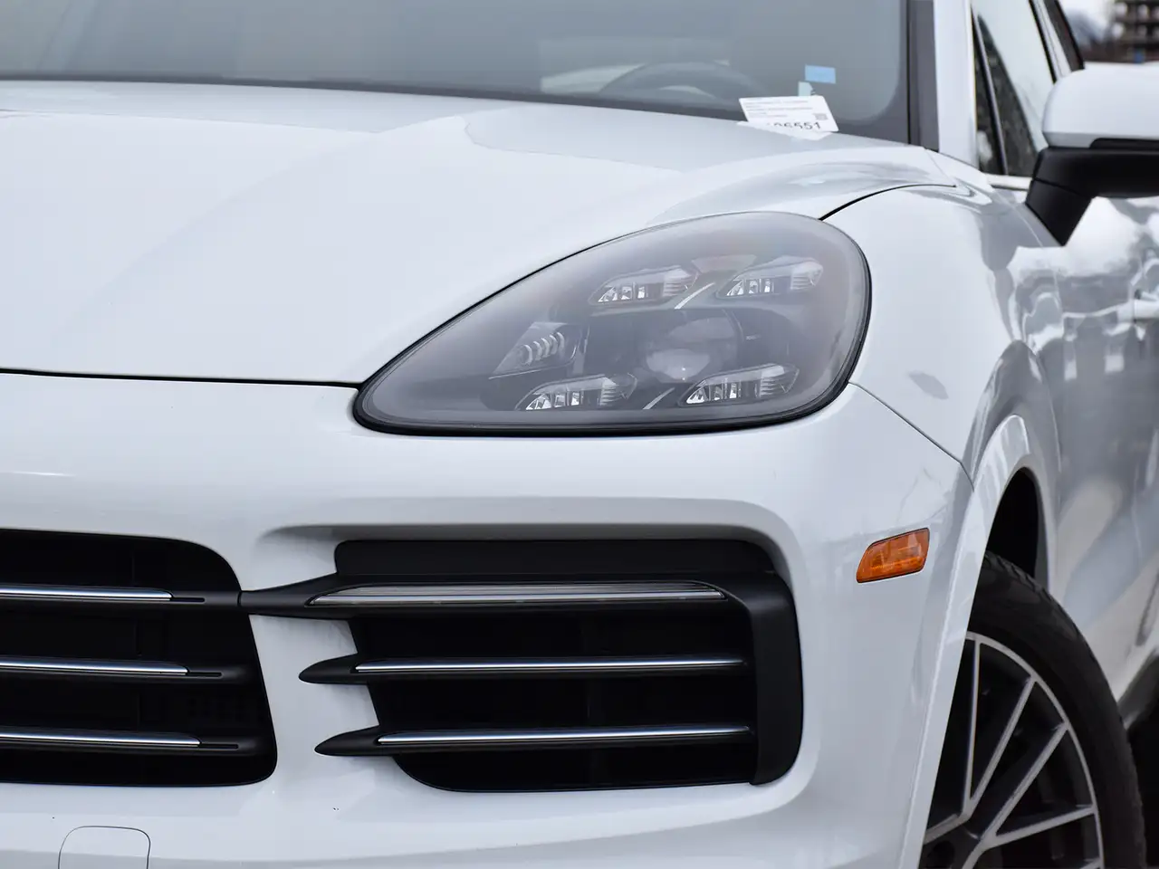 Porsche Cayenne снимка Porsche Cayenne