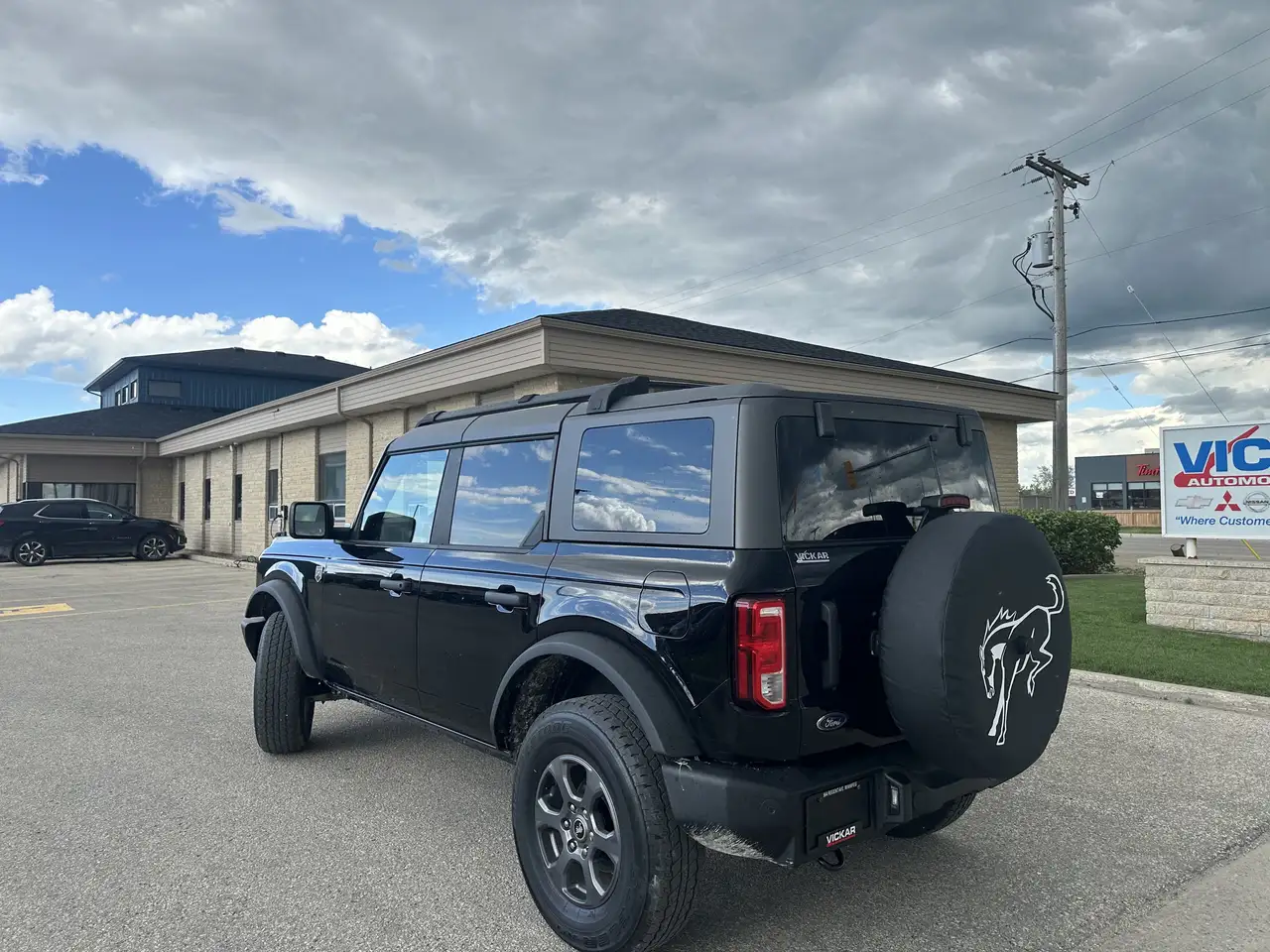 Ford Bronco photo Ford Bronco