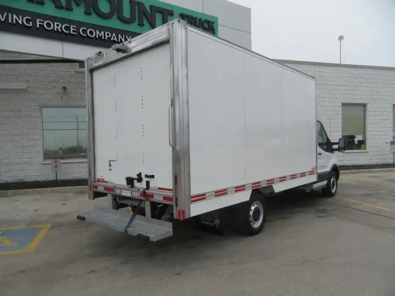 Ford Transit photo Ford Transit