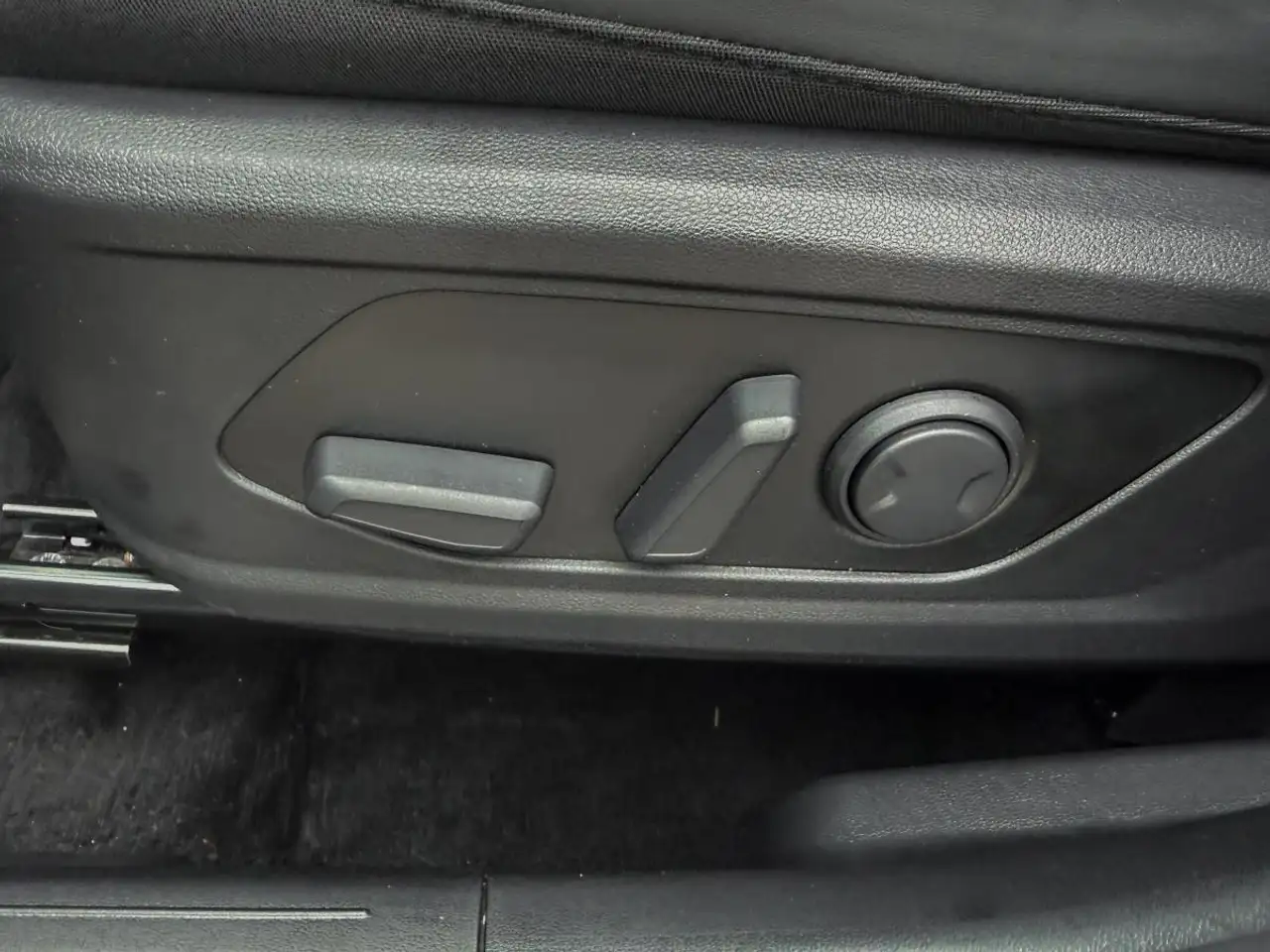 Hyundai TUCSON photo Hyundai TUCSON