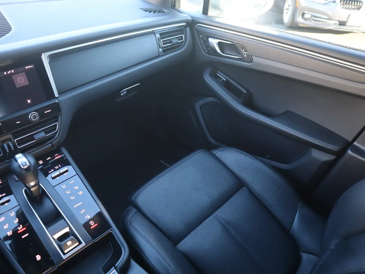 Porsche Macan снимка Porsche Macan