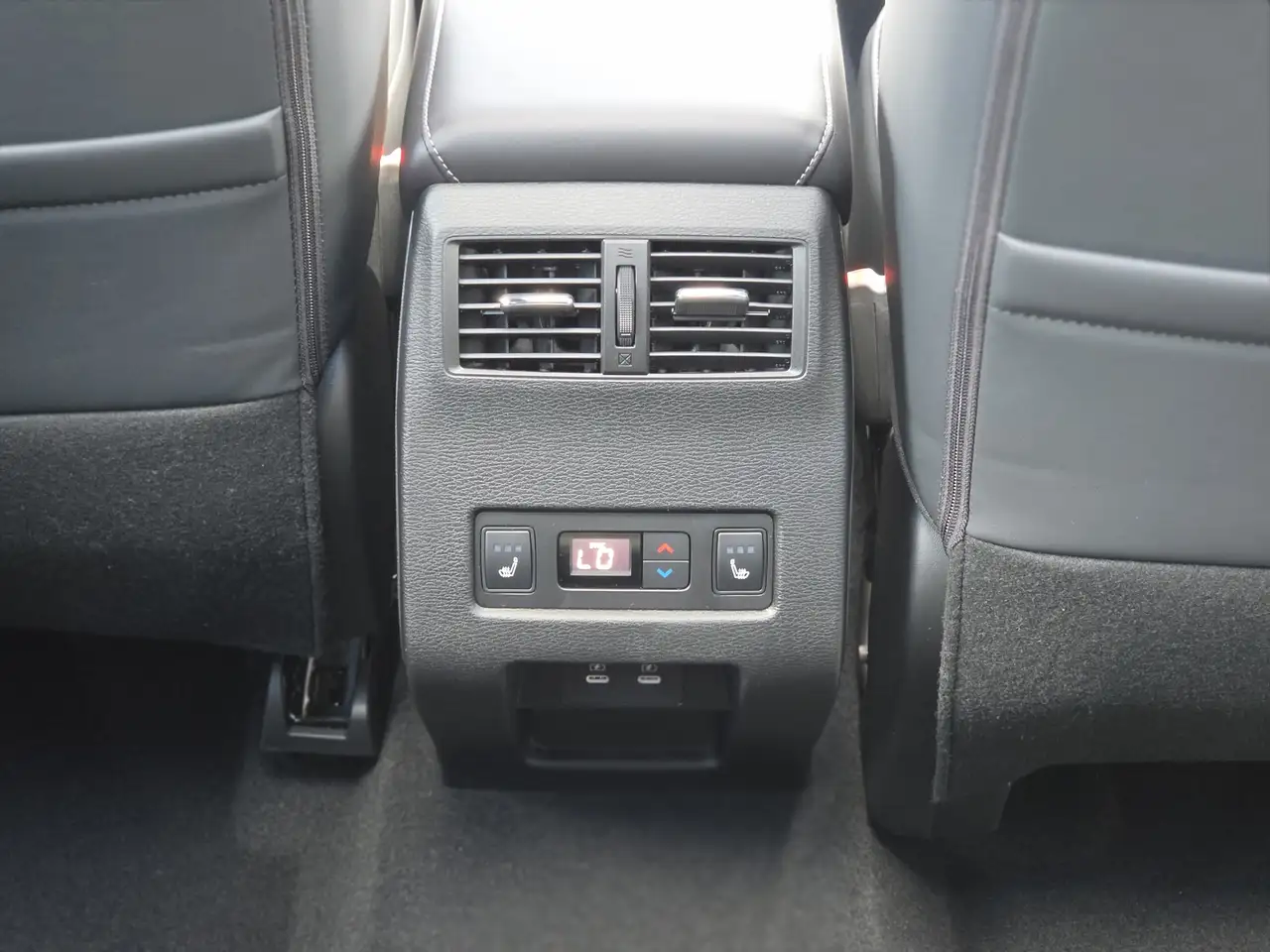Mitsubishi Outlander fotografie Mitsubishi Outlander