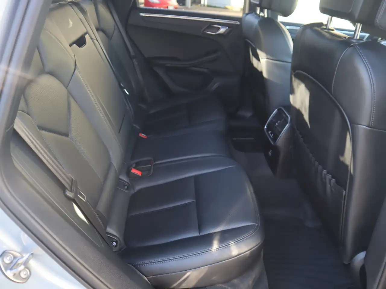 Porsche Macan снимка Porsche Macan