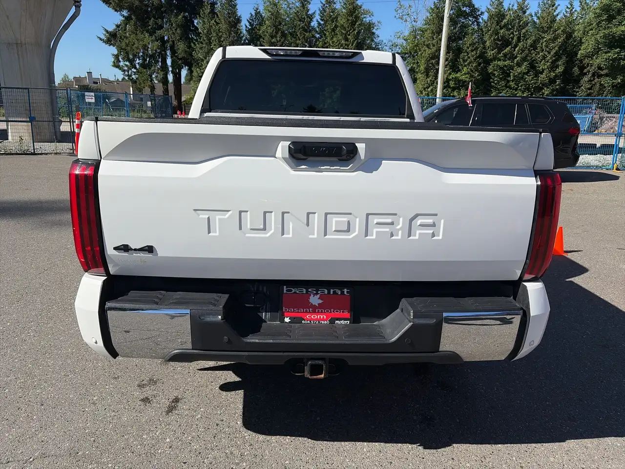 Toyota Tundra photo Toyota Tundra