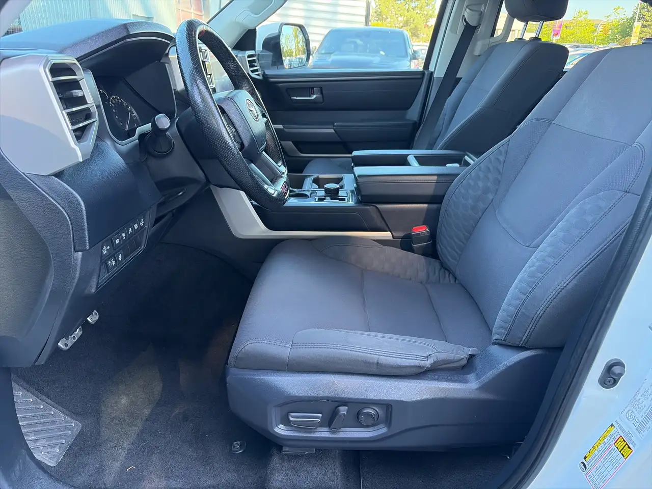 Toyota Tundra photo Toyota Tundra
