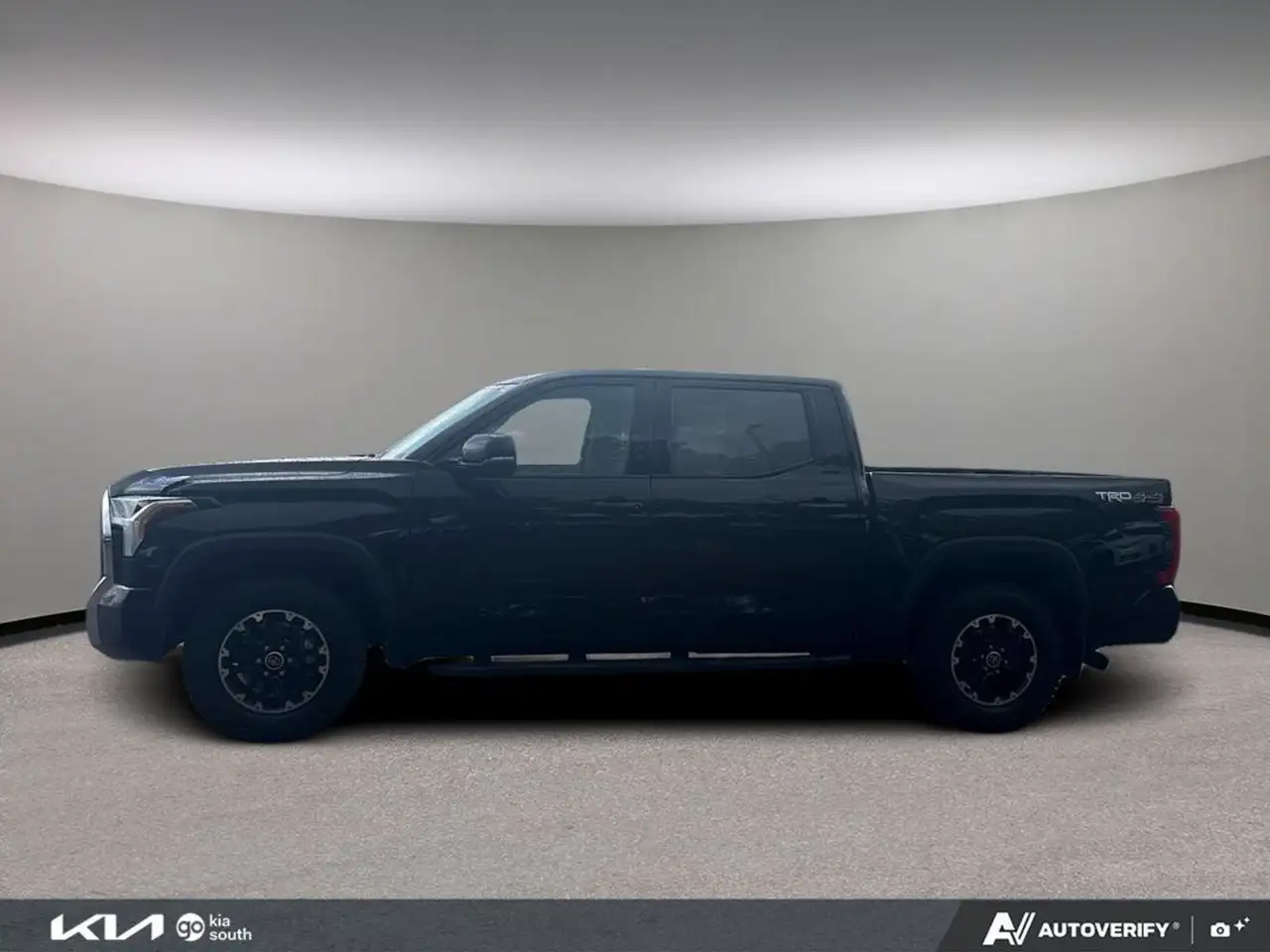 Toyota Tundra снимка Toyota Tundra