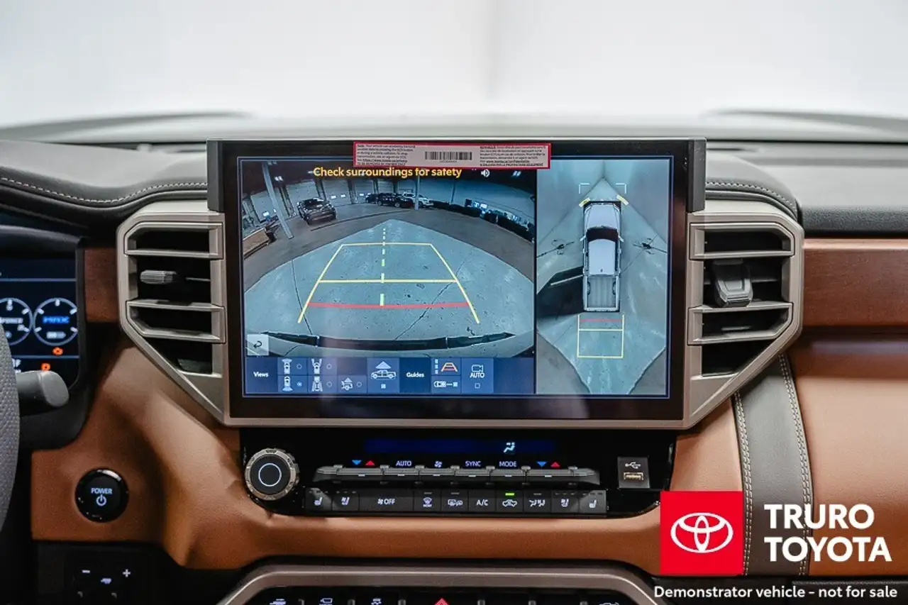 Toyota Tundra снимка Toyota Tundra
