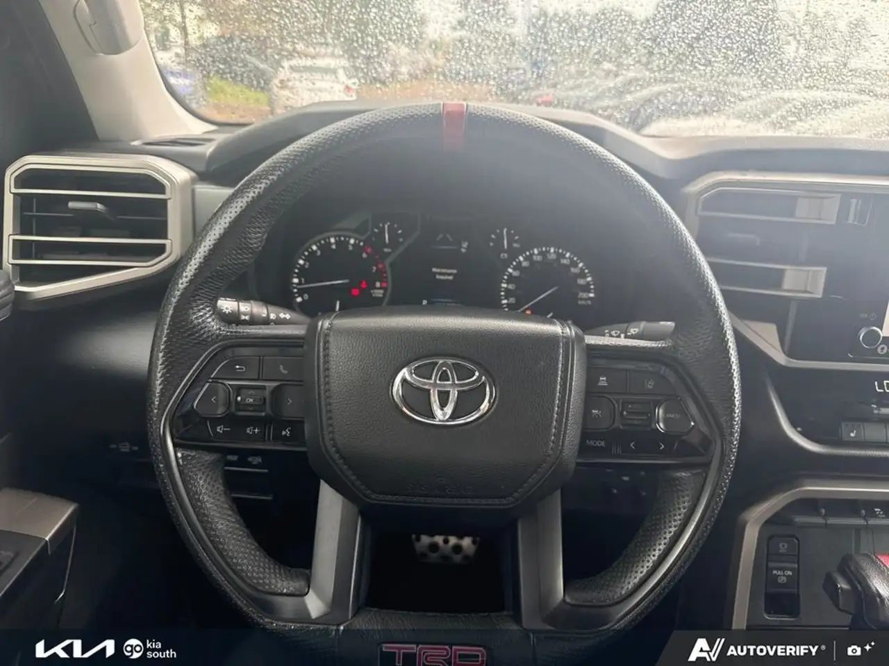 Toyota Tundra снимка Toyota Tundra