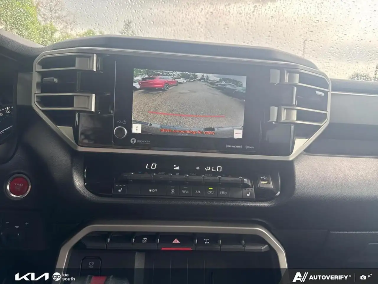 Toyota Tundra снимка Toyota Tundra