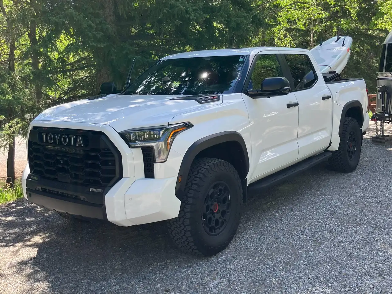 Toyota Tundra снимка Toyota Tundra