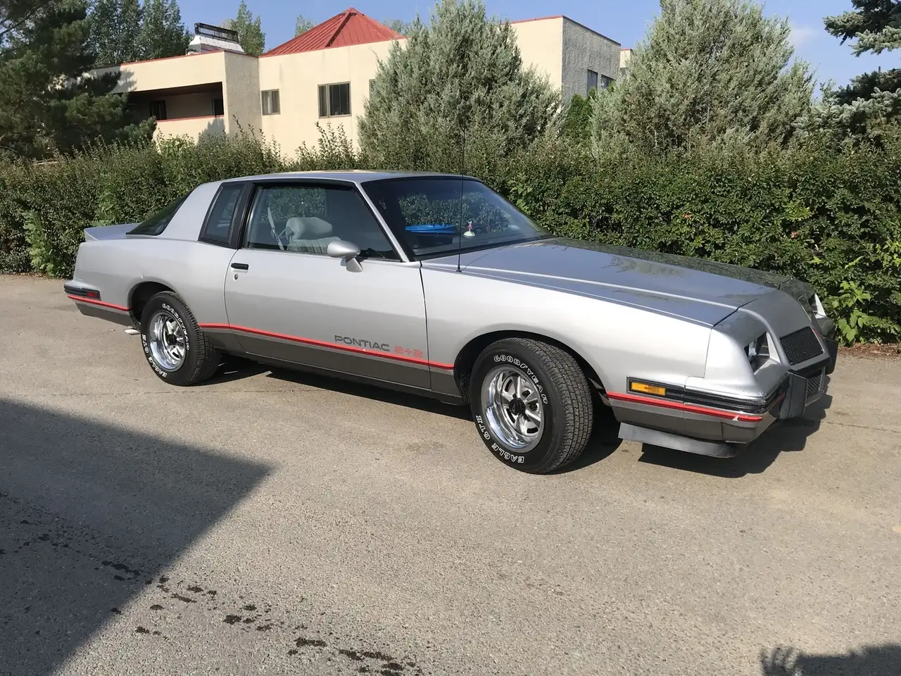 Pontiac Grand-Prix снимка Pontiac Grand-Prix