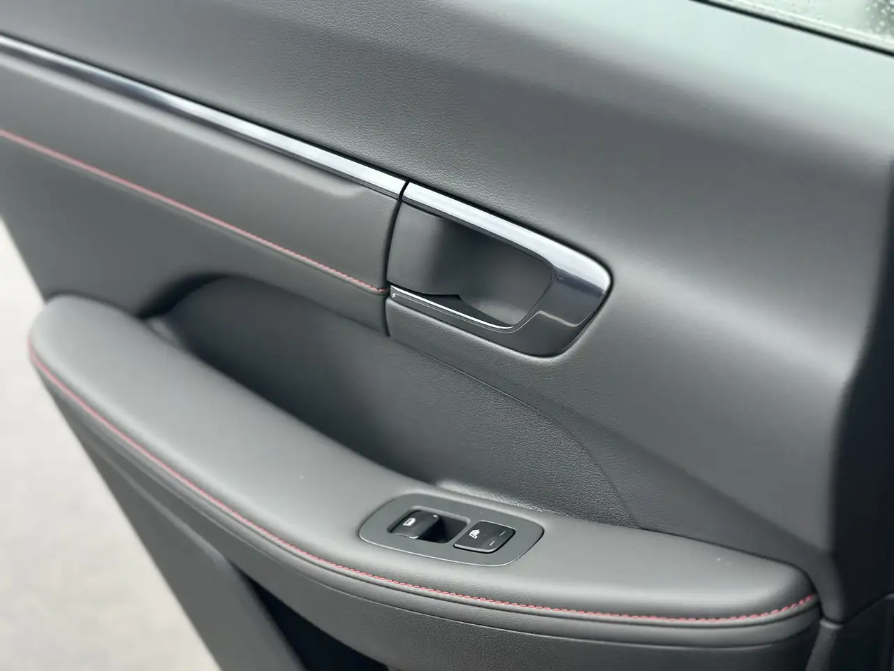 Hyundai SONATA снимка Hyundai SONATA