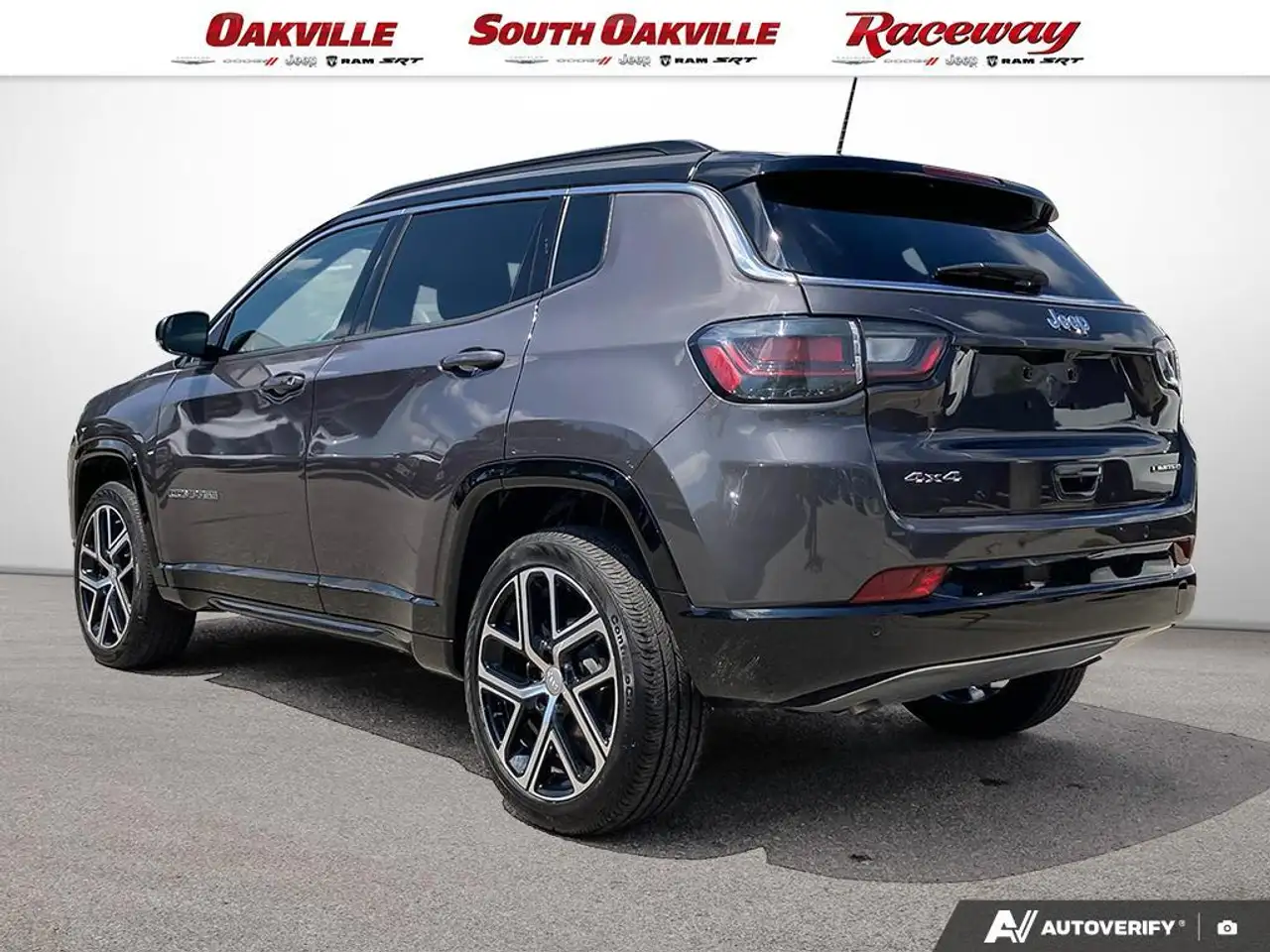 Jeep Compass photo Jeep Compass