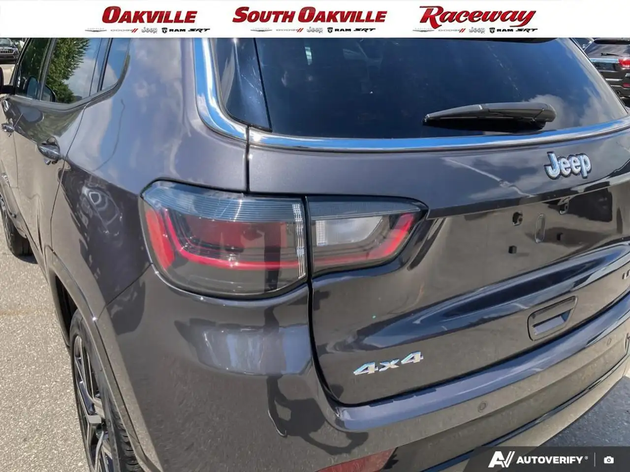 Jeep Compass photo Jeep Compass