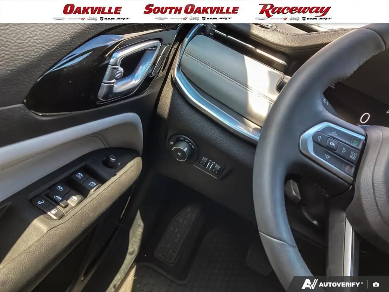 Jeep Compass photo Jeep Compass
