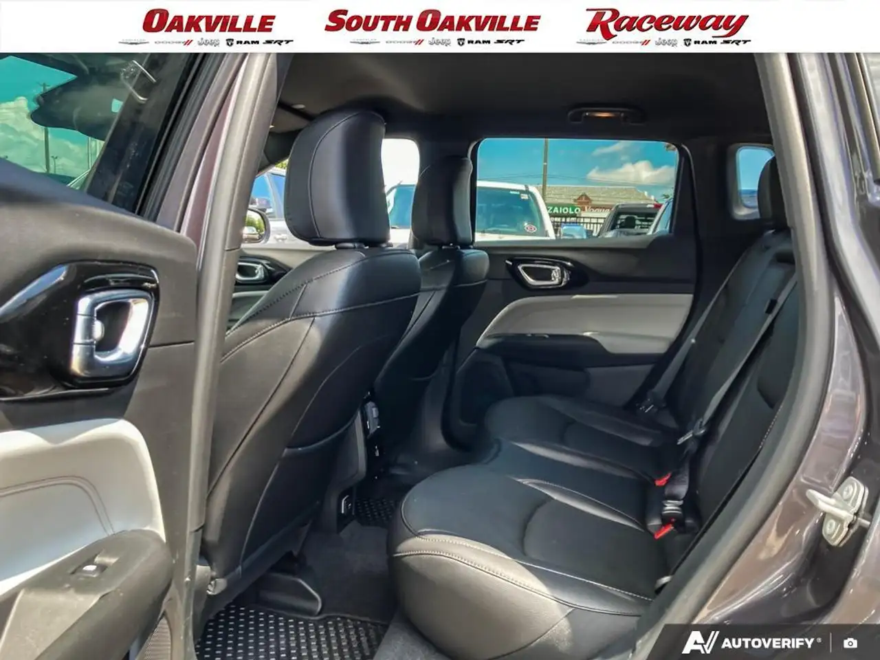 Jeep Compass photo Jeep Compass