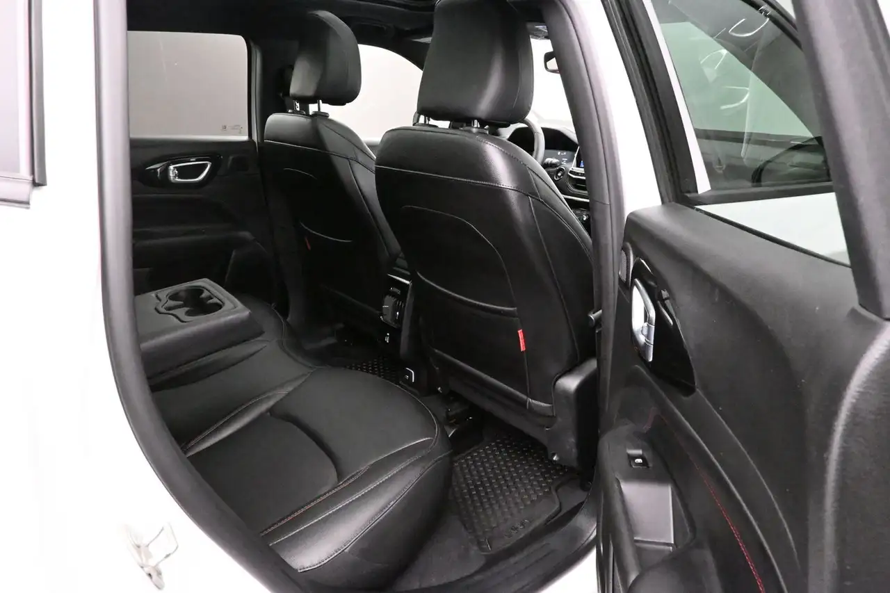 Jeep Compass снимка Jeep Compass
