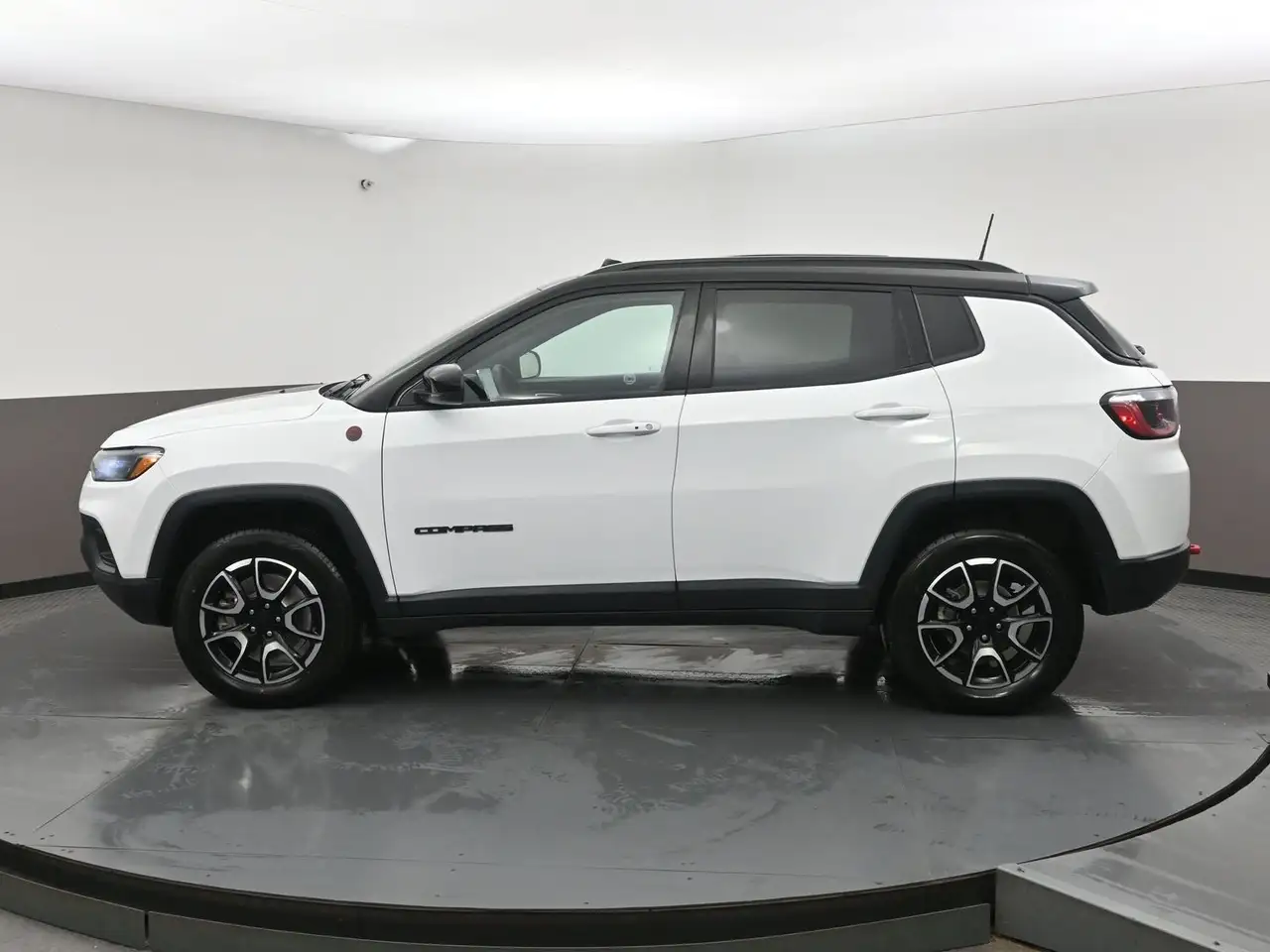 Jeep Compass снимка Jeep Compass