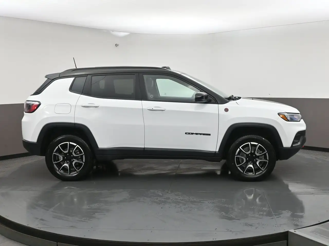 Jeep Compass снимка Jeep Compass