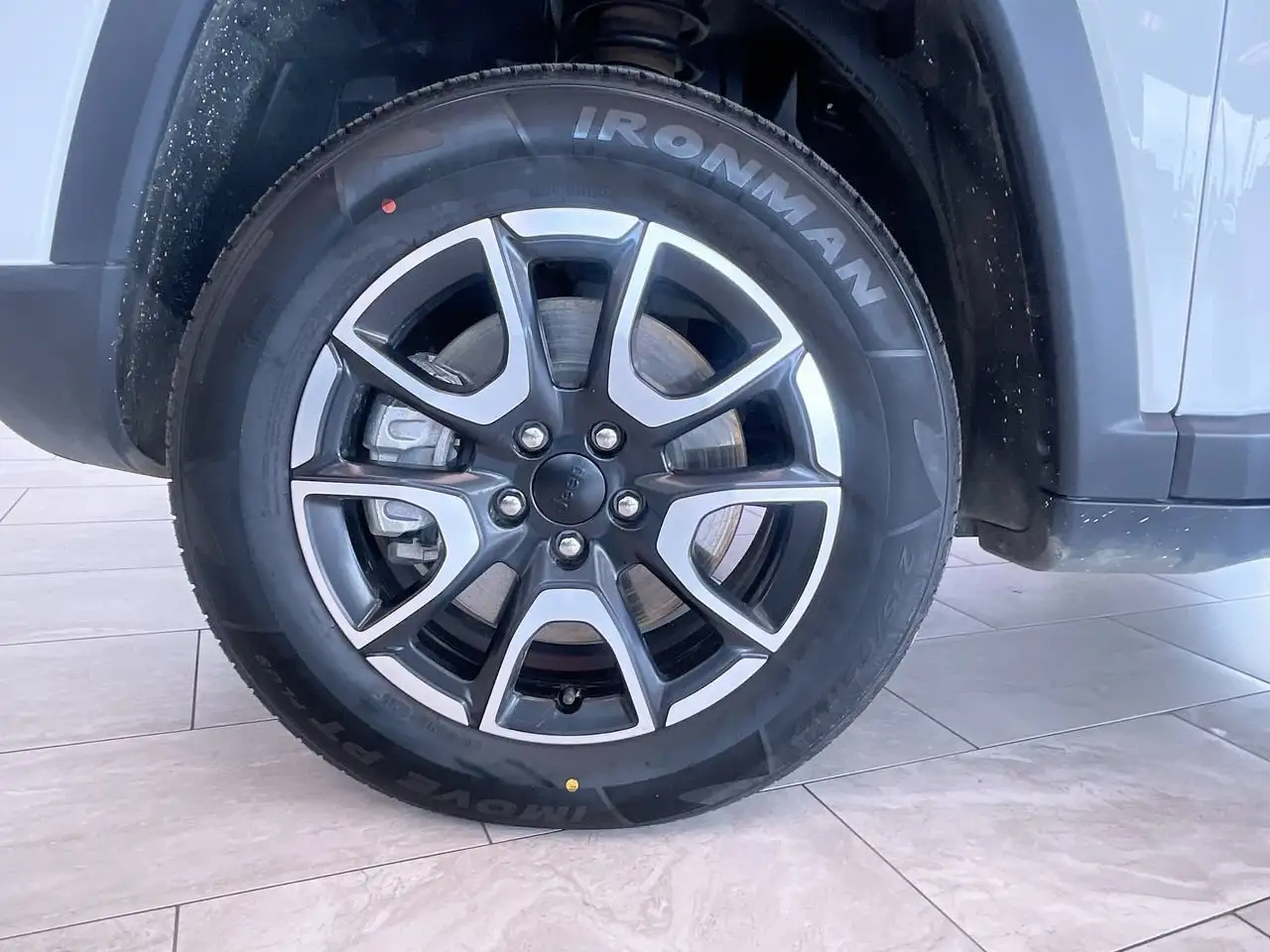 Jeep Compass photo Jeep Compass