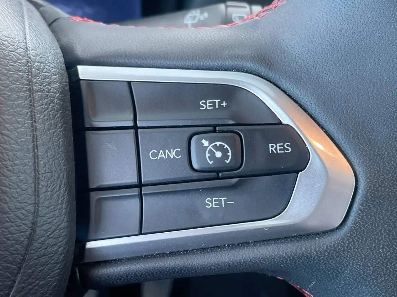 Jeep Compass photo Jeep Compass