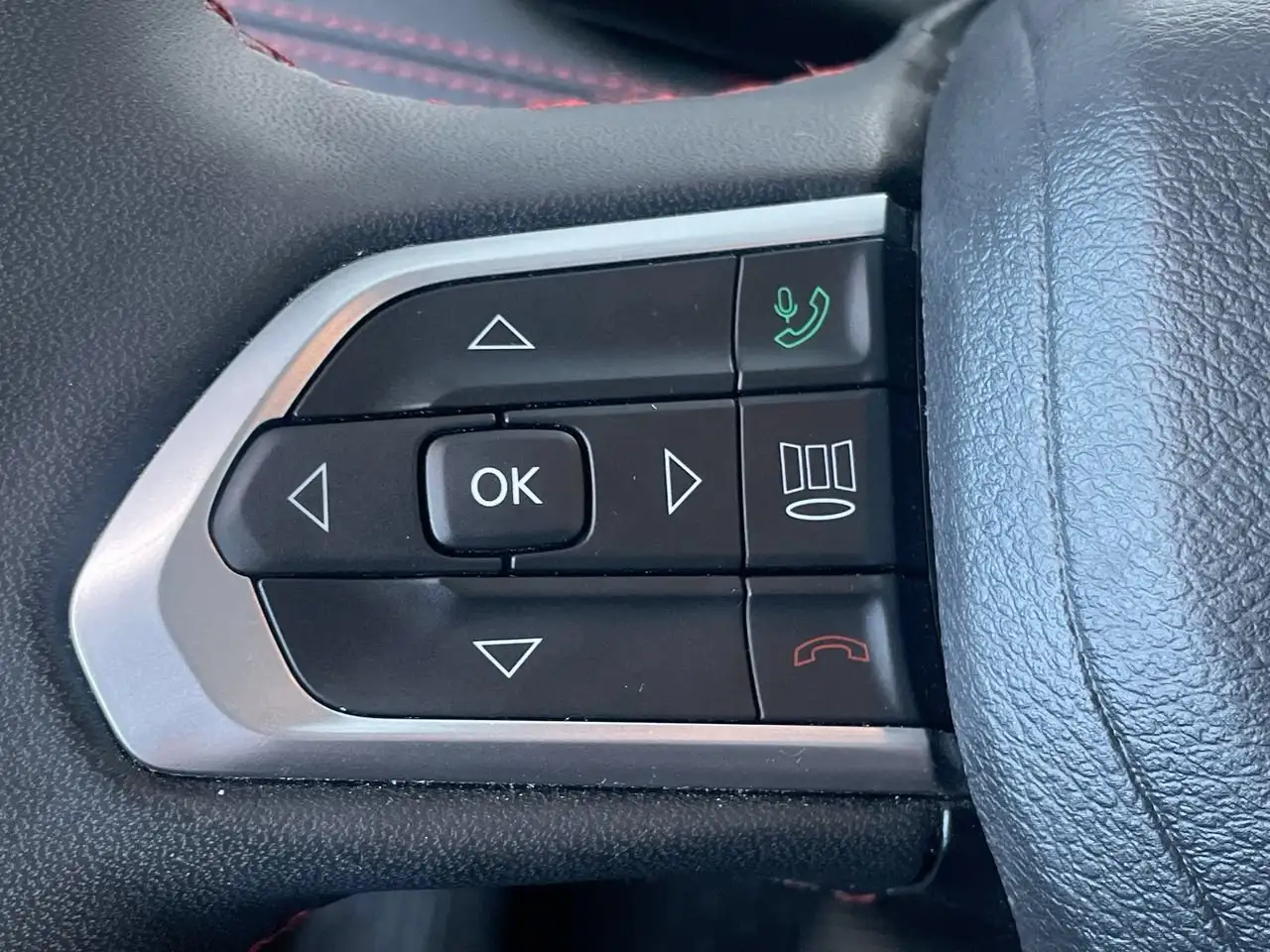 Jeep Compass photo Jeep Compass