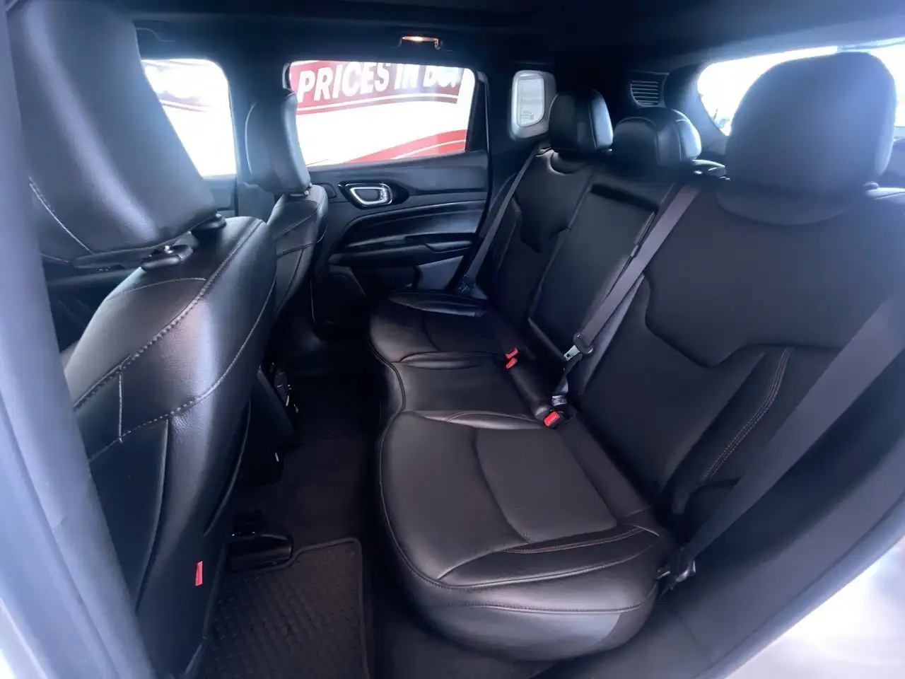 Jeep Compass photo Jeep Compass