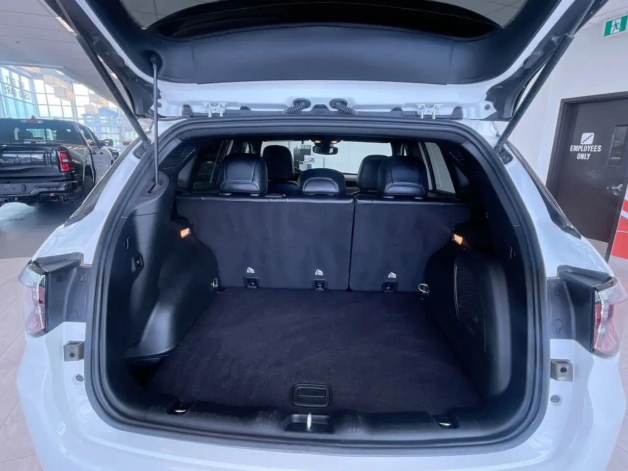 Jeep Compass photo Jeep Compass