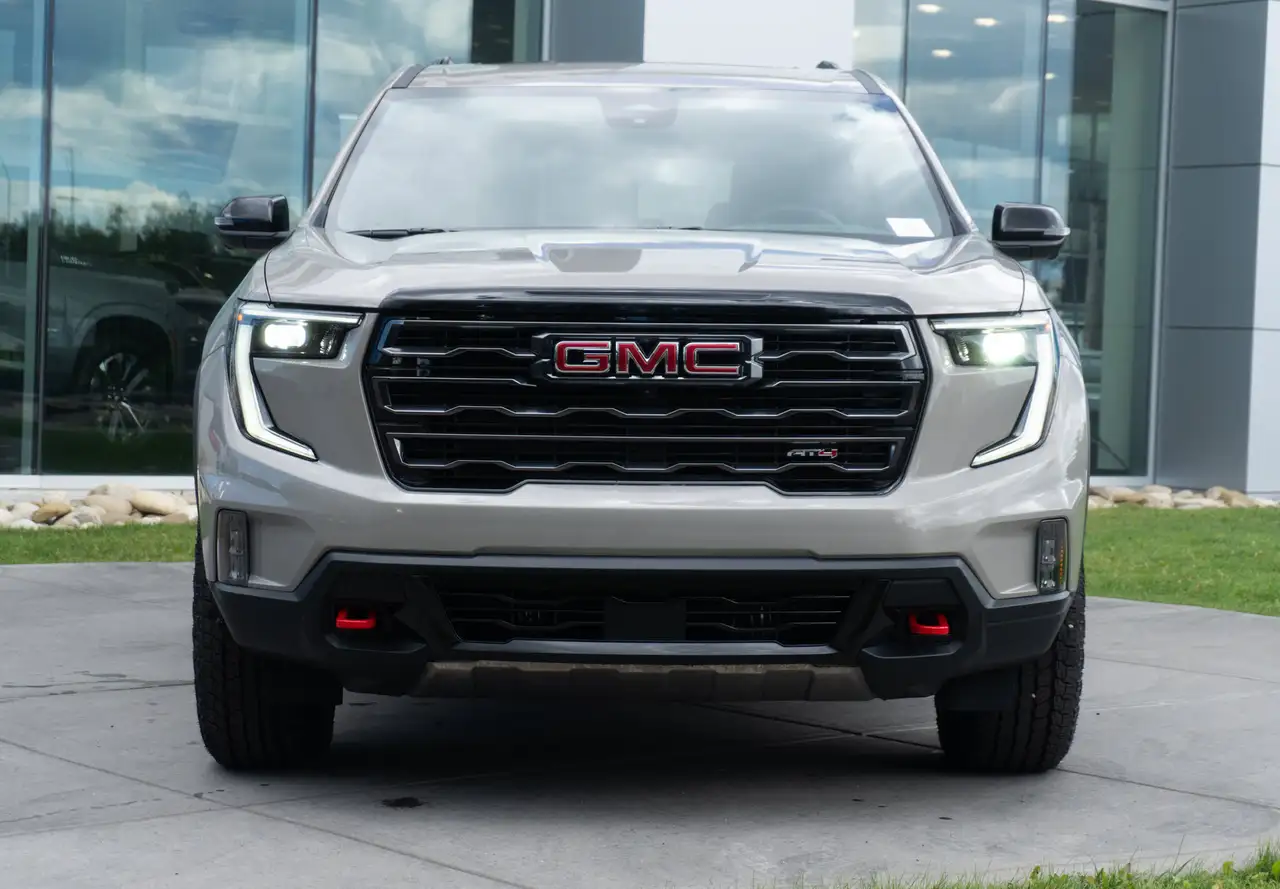 GMC Acadia снимка GMC Acadia