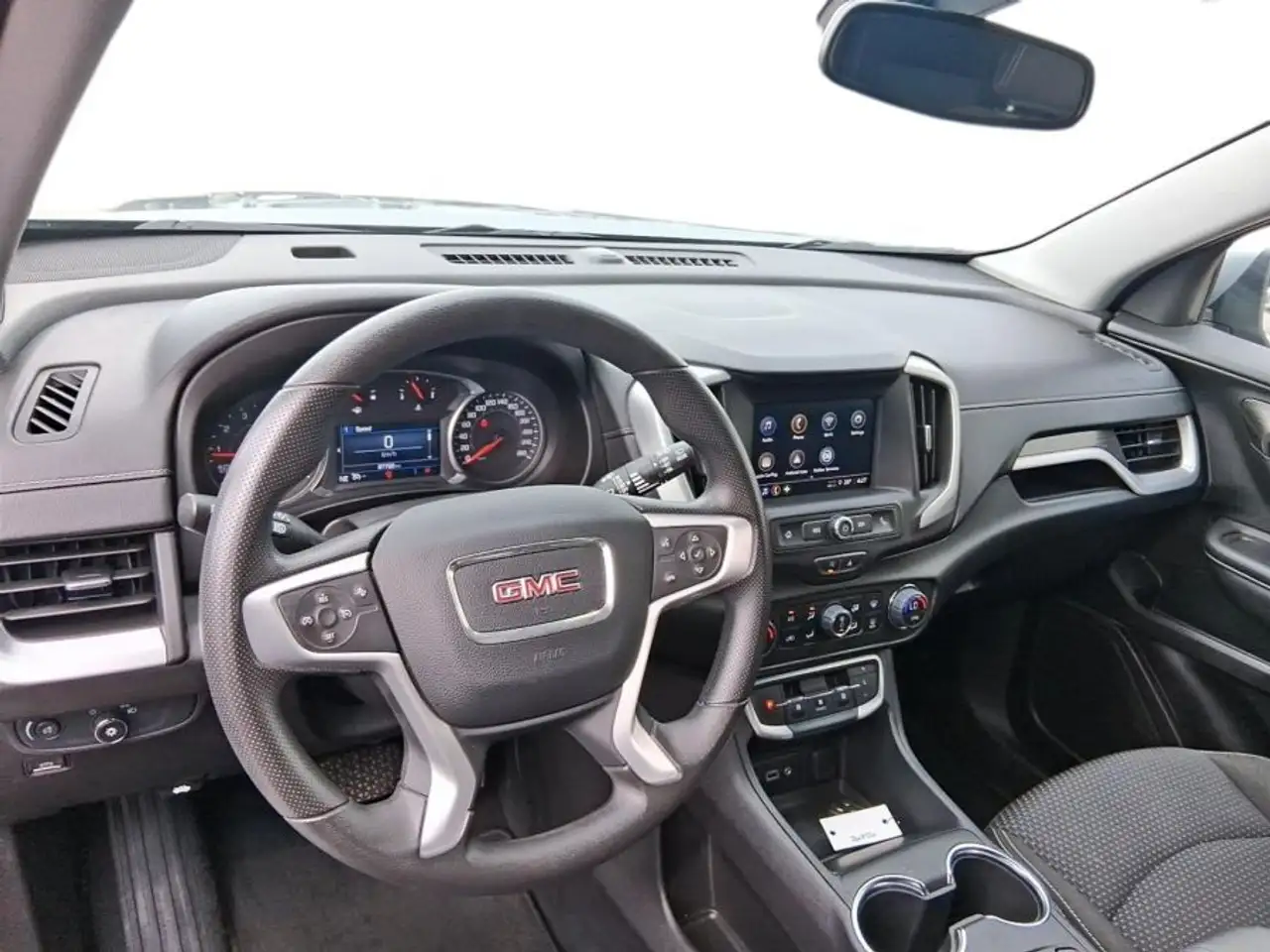 GMC Terrain photo GMC Terrain
